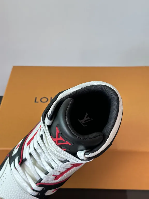 Louis Vuitton Shoe 